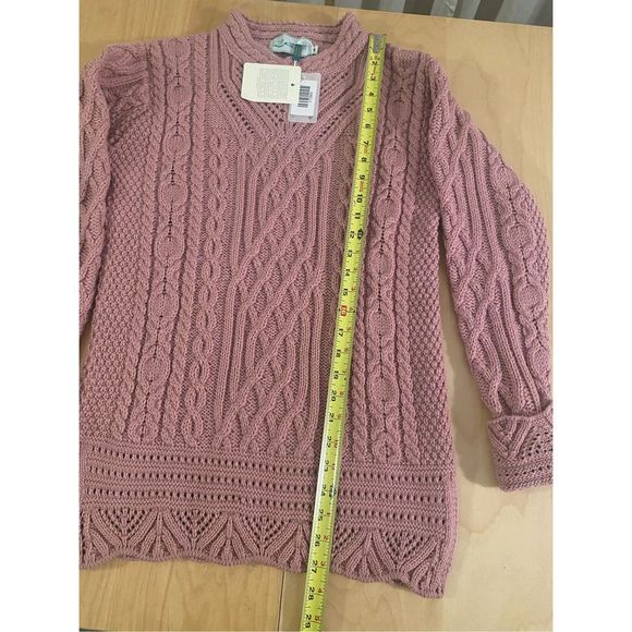 Original Aran Co. NWT 1518 Rose Ash Oversized Sweater, Size Medium, MSRP $139 - Picture 5 of 9